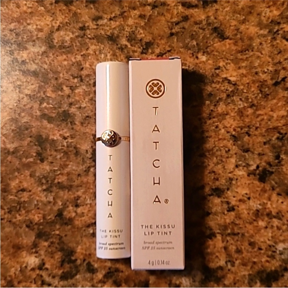 TATCHA THE KISS U LIP TINT PLUM BLOSSOM